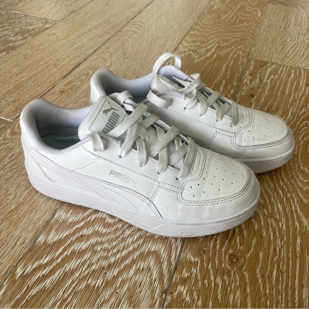 Boys Puma White Sneakers